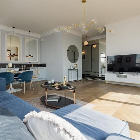 Royal Garden Apartment In Wilanow By Renters Prestige Βαρσοβία Εξωτερικό φωτογραφία