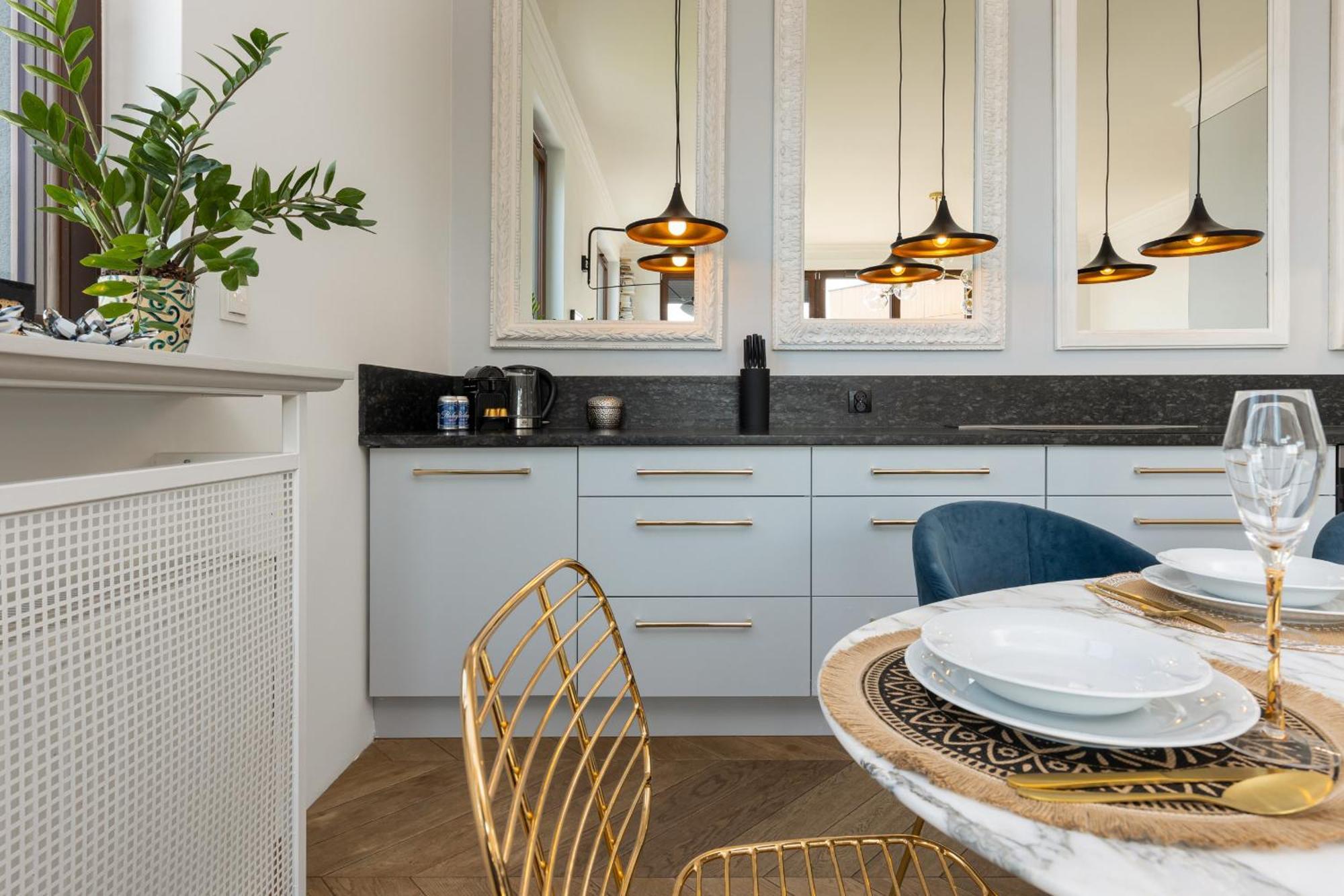 Royal Garden Apartment In Wilanow By Renters Prestige Βαρσοβία Εξωτερικό φωτογραφία